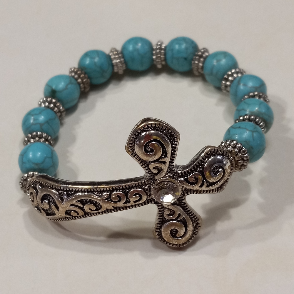 Gypsy Jewels Simulated Turquoise Sideways Silvertone Cross Stretch Bracelet